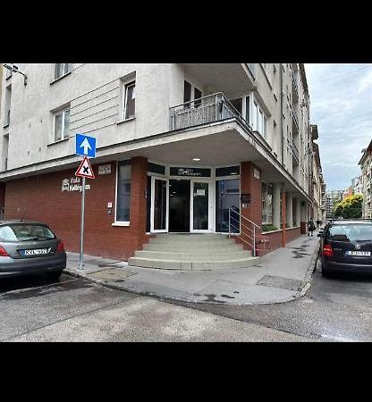 Viola Hostel ブダペスト エクステリア 写真
